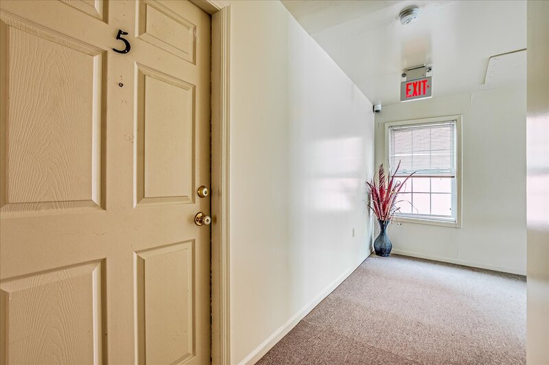 Perth Amboy Condo: 207 Hall Avenue - 5