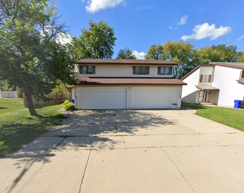 Appleton Condo: 1401-1403 North Birchwood Avenue - 1401