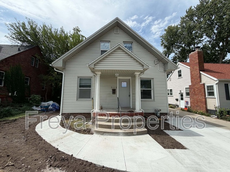 Des Moines House: 3112 York St