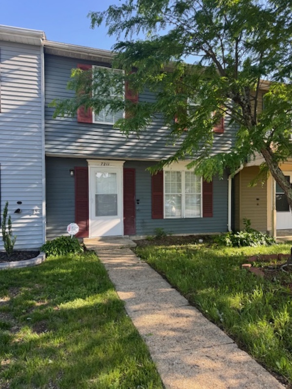 Clinton House: 7211 Branchwood Place