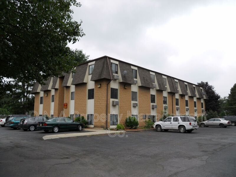 East Stroudsburg Condo: 415 King St