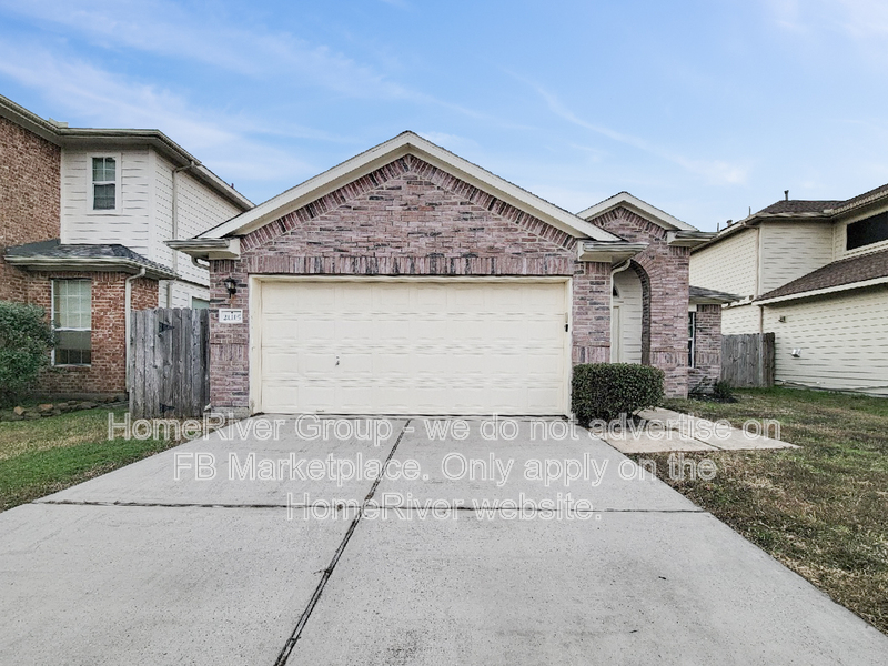 Humble House: 21115 Escala Dr