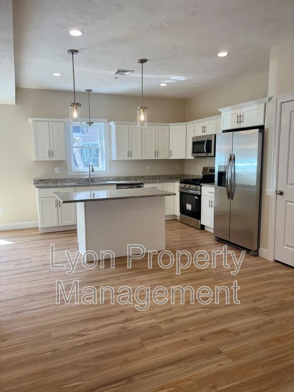 Taunton Condo: 25 Johnson Street