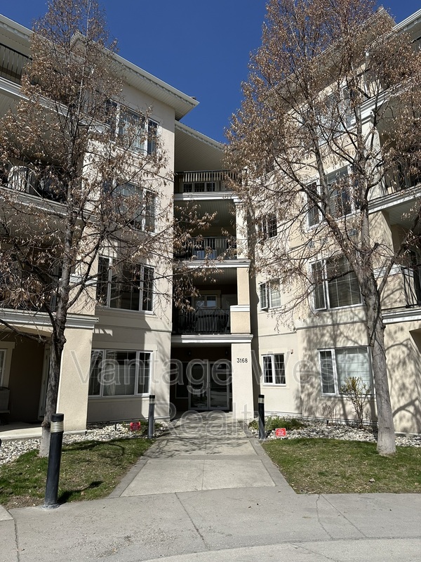 Kelowna Condo: 1306-3168 Via Centrale