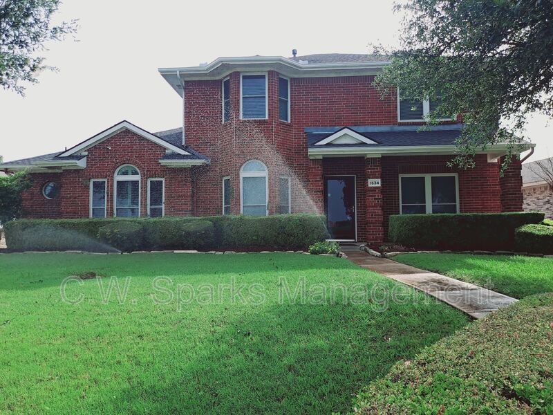 Lancaster House: 1534 Chapman Drive