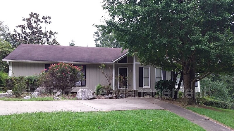 Birmingham House: 523 Timber Ridge Dr