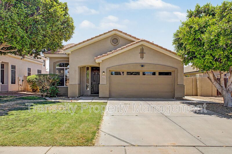 Chandler House: 1369 W Enfield Way