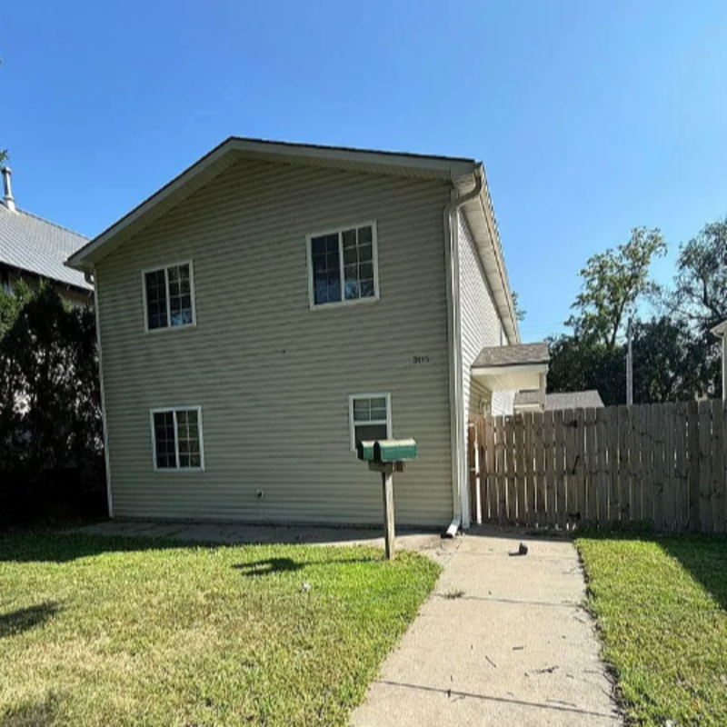 Lincoln Condo: 3115 Holdrege