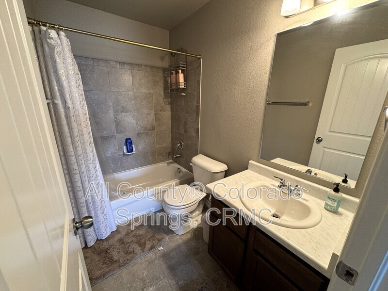 Main Rental Photo 16