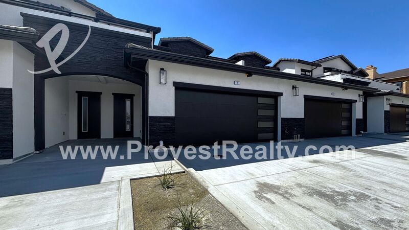Apple Valley House: 16432 Wato Rd