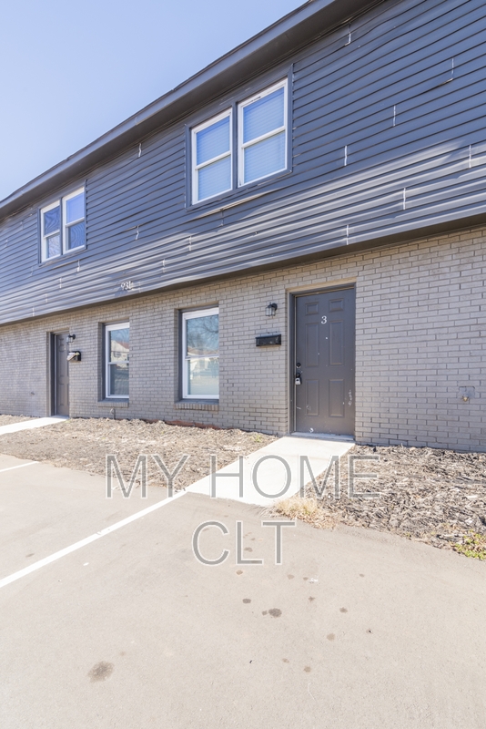 Charlotte Townhome: 931 Cantwell Street - 1