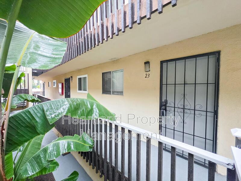 Chula Vista Condo: 490 Fourth Avenue