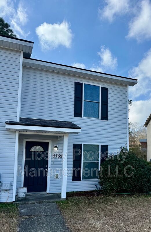 Fayetteville Townhome: 5752 Aftonshire Dr