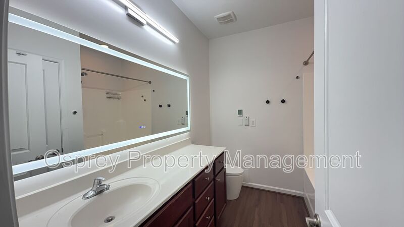 Recently Renovated 3-Bedroom Condo in The Grove at the Arboretum - Photo 19