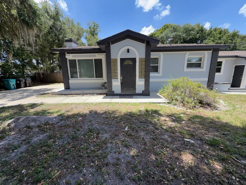Orlando House: 270 W Pineloch Ave