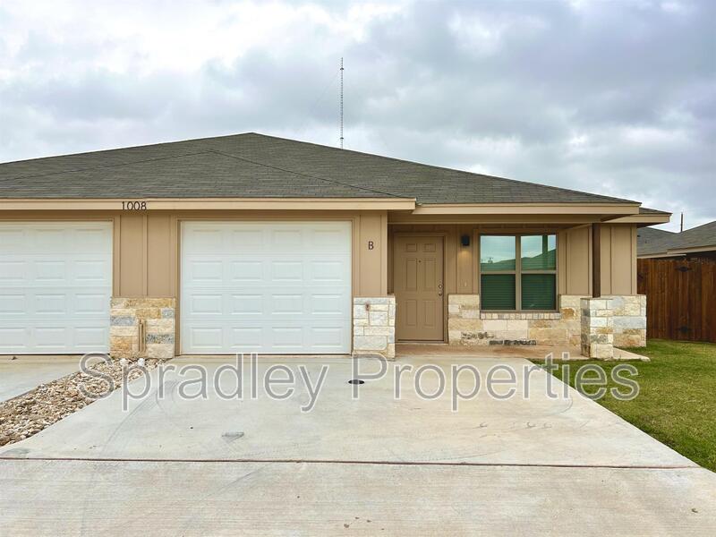 Belton Condo: 1008B Llano Ct