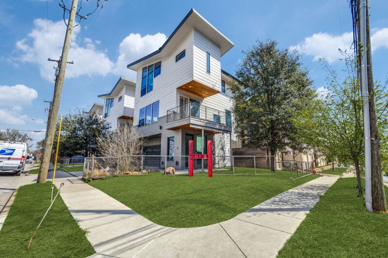 Dallas Condo: 2522 N Henderson Ave