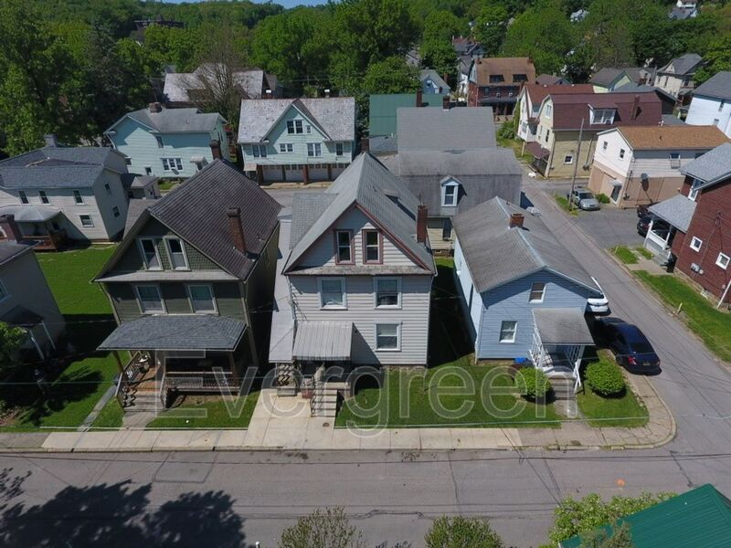 Butler Condo: 210.5 E Walnut St