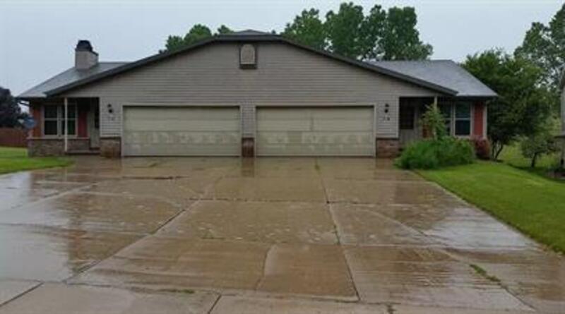 Appleton Condo: 70 Northbreeze Drive - 70