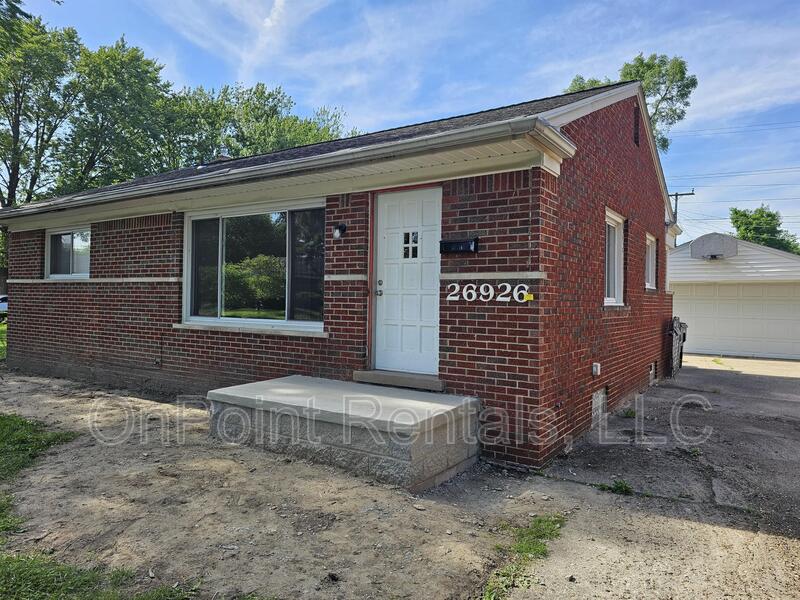 Redford Charter Township House: 26926 Dover