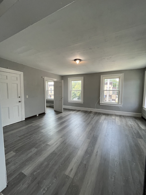 Troy Condo: 662 Second Avenue Apt 2