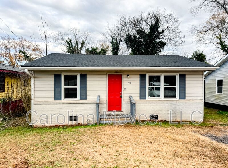 Spartanburg House: 759 S Liberty St.