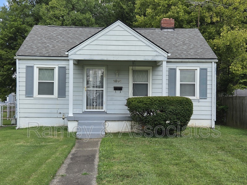 Louisville House: 1091 Bicknell Ave