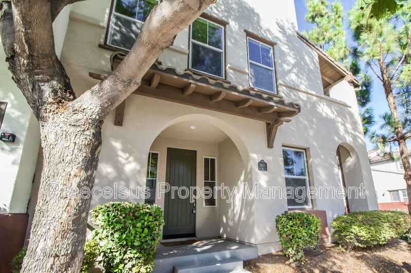 Chula Vista Townhome: 1663 Claret Cup Dr