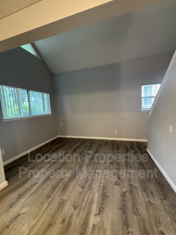 Lawrence Condo: 826 Kentucky Street - 1