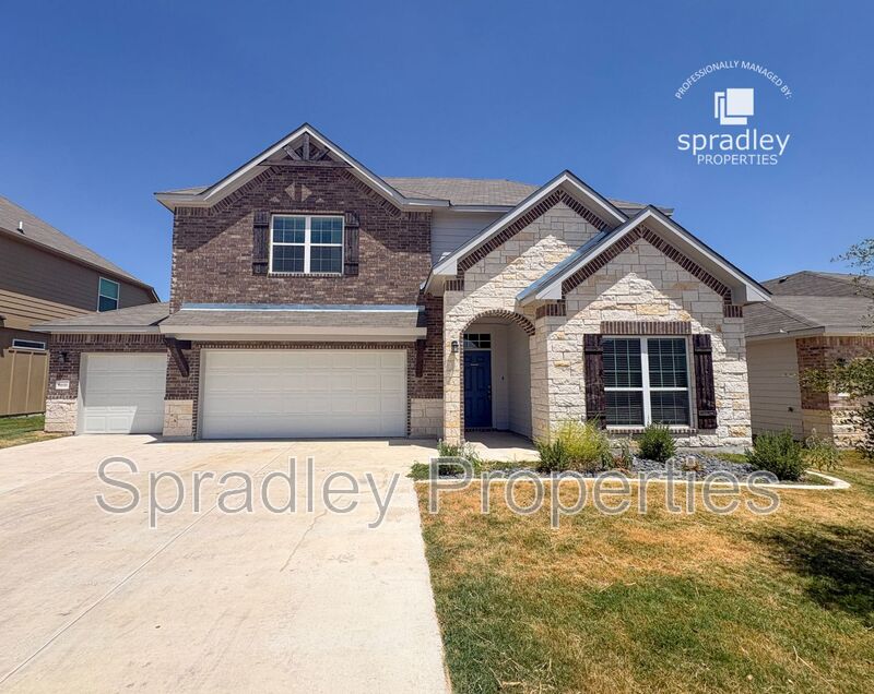 Temple House: 8816 Glade Drive