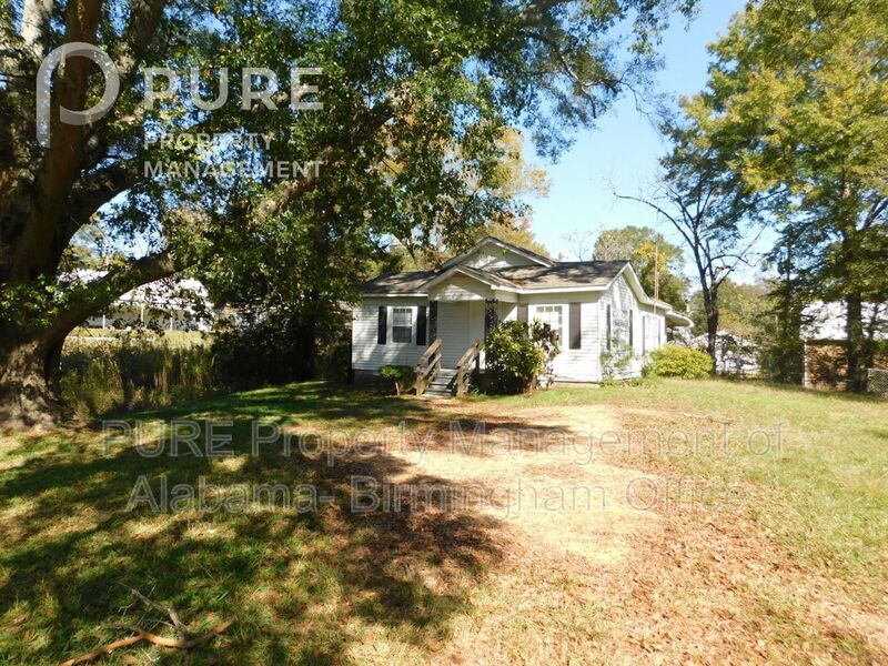Adamsville House: 5208 Highland Avenue