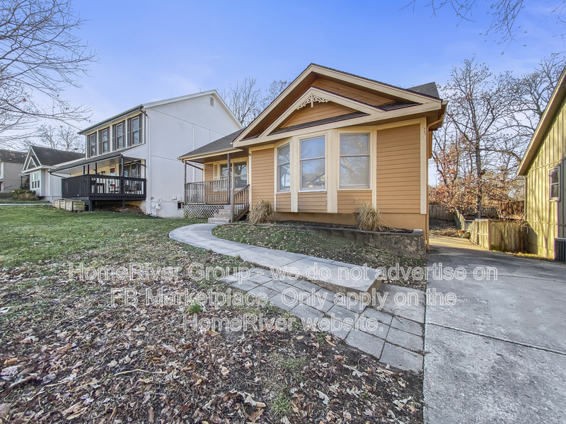 Kansas City House: 6314 N Bedford Ave