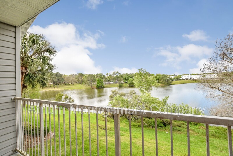 Lake Mary Condo: 2516 Grassy Point Dr.