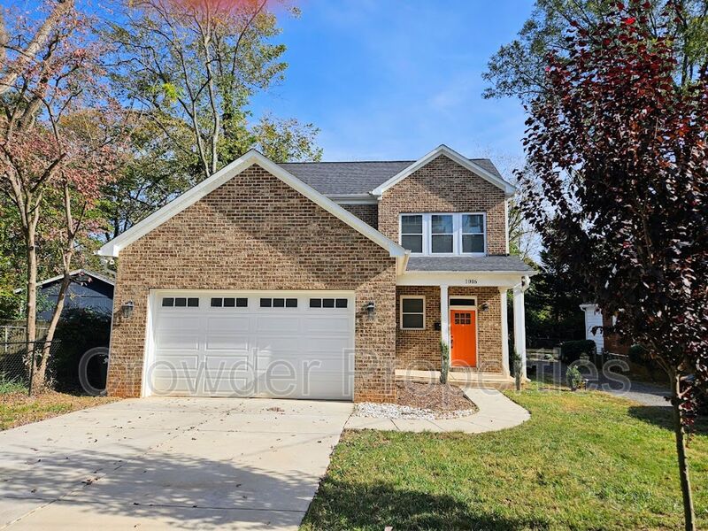 Charlotte House: 1016 Condon St.