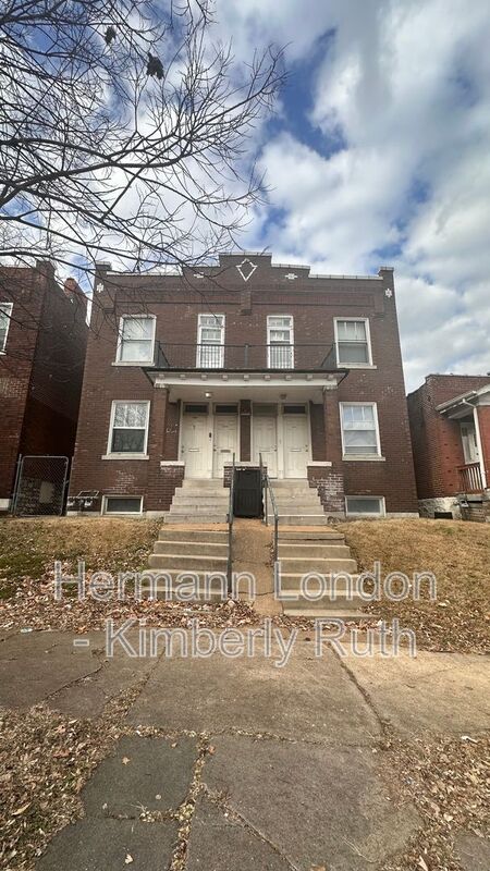 Saint Louis Condo: 3625 Virginia Ave