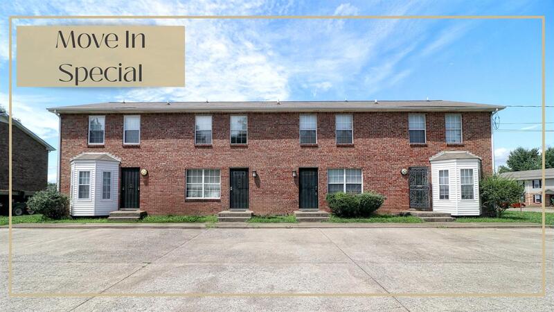 Clarksville Townhome: 2002 Tynewood Drive