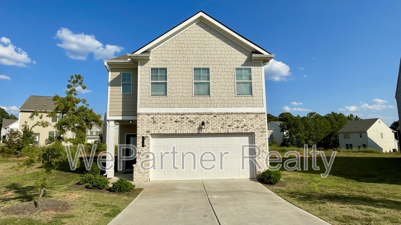 Calhoun House: 212 Harrison Dr NW