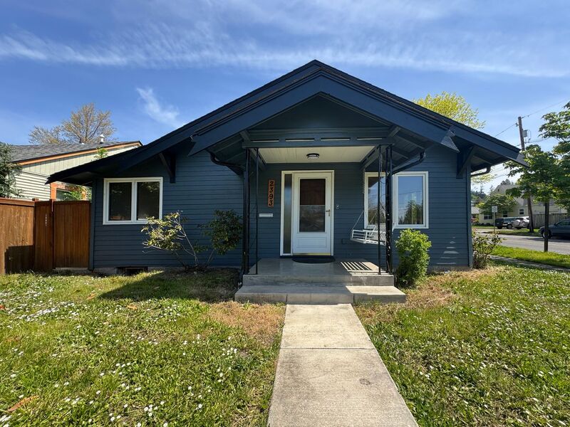 Eugene House: 2393 Emerald Street