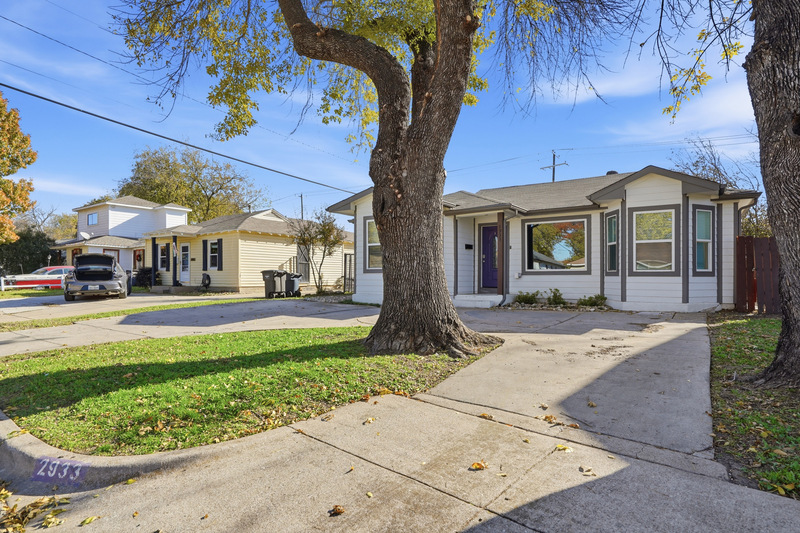 Fort Worth House: 2933 South Hills Avenue