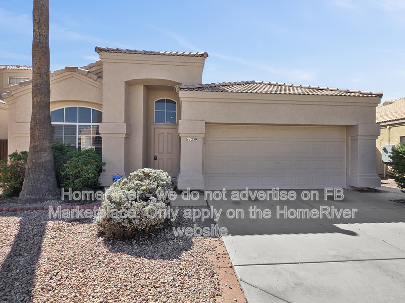 Avondale House: 11259 W Piccadilly Rd