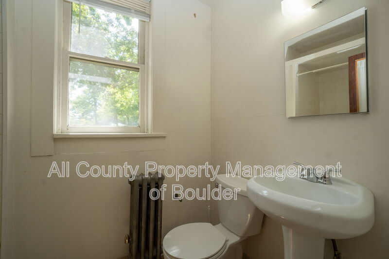 Main Rental Photo 12