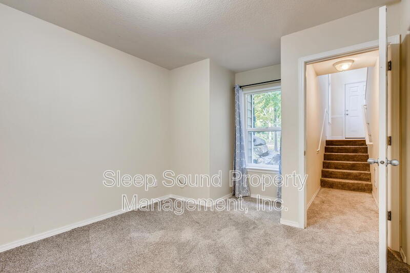 Portland House: 2845 NW Kennedy Court