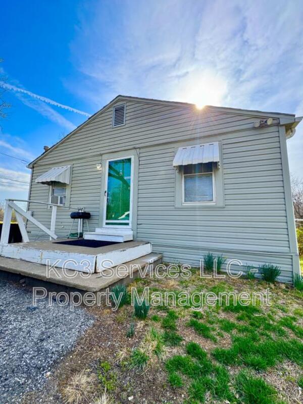 Kansas City Condo: 6131 NE Vivion Rd