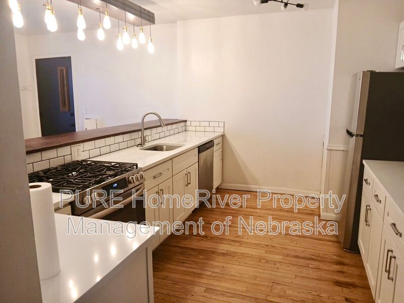 Council Bluffs Apartment: 120 N 6th St