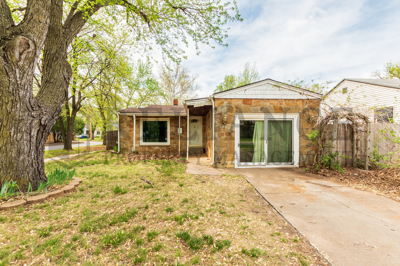 Wichita House: 2903 West Douglas Avenue