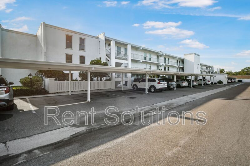 Clearwater Condo: 1655 South Highland Avenue
