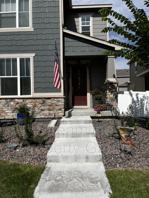 Brighton House: 5117 Buckwheat Road