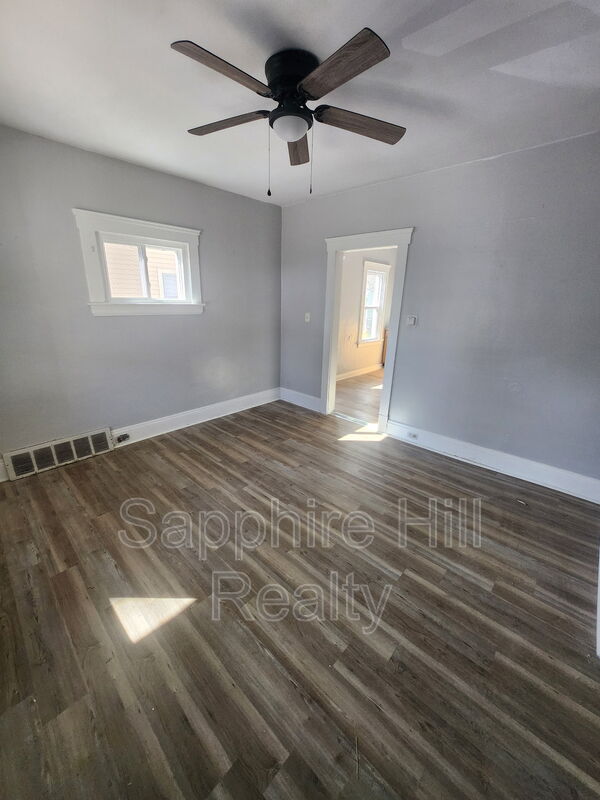 Cleveland Condo: 16317 Huntmere Avenue-NEW - 1