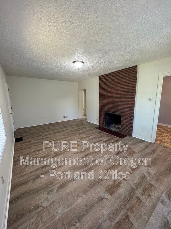 Portland House: 5026 N Harvard