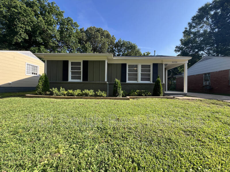 Memphis House: 3654 McDuff Ave